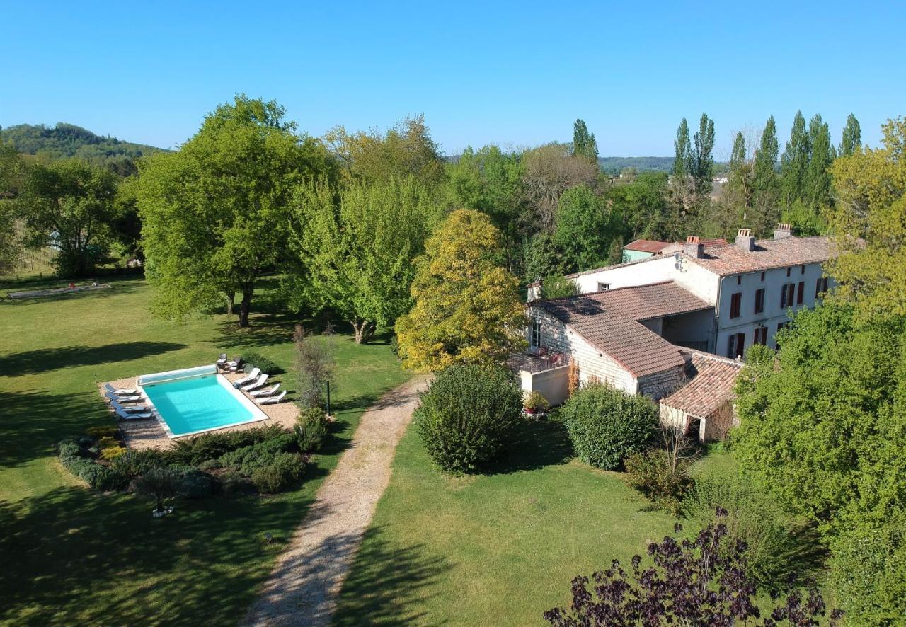 La Carreterie - Maison De Famille{S} Pineuilh Esterno foto