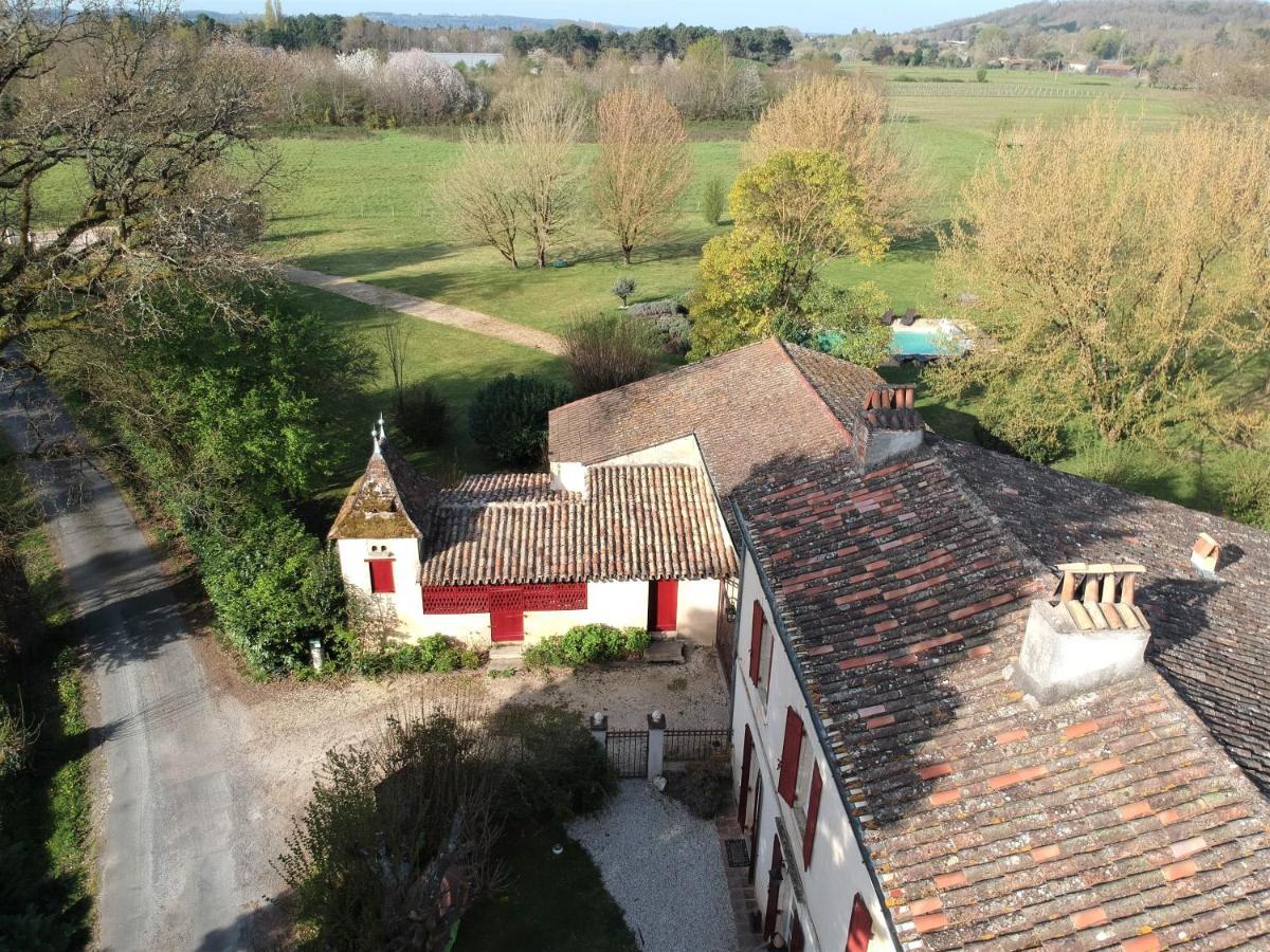 La Carreterie - Maison De Famille{S} Pineuilh Esterno foto