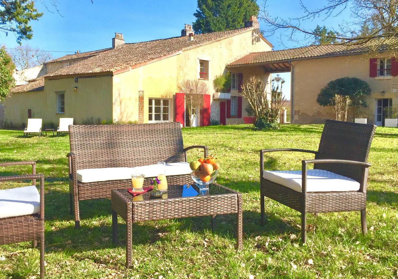 La Carreterie - Maison De Famille{S} Pineuilh Esterno foto